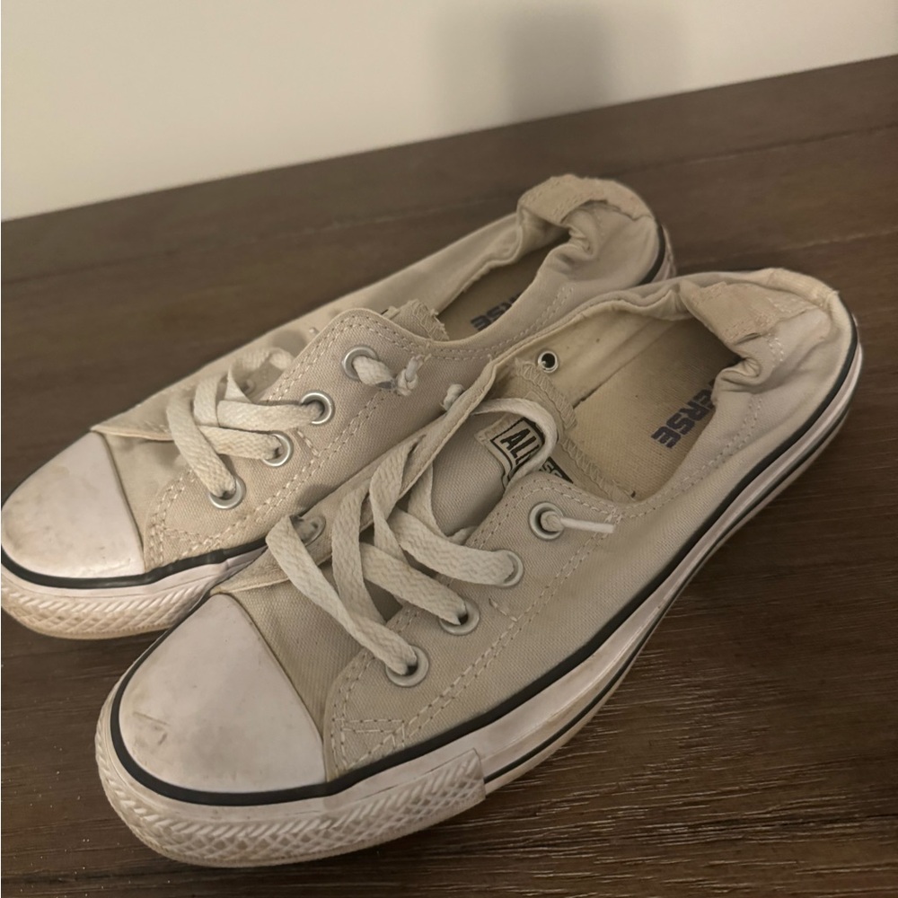 Women Converse
